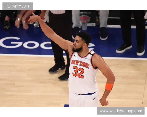 唐斯挡拆外线拉开空间得分效率胜过约基奇