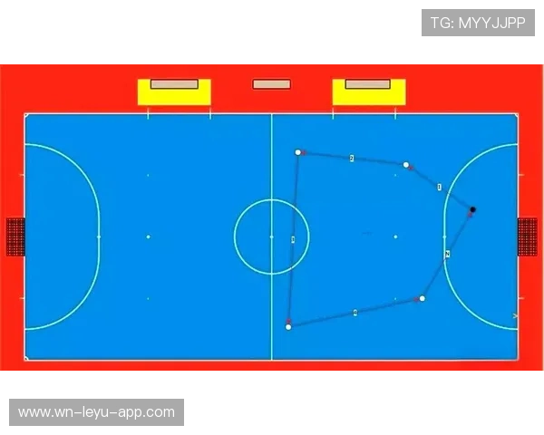 回传规则详解：判定守门员不得用手的关键条件