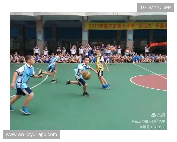 篮球跳球规则全解析：理解比赛启动与球权判定的核心要点