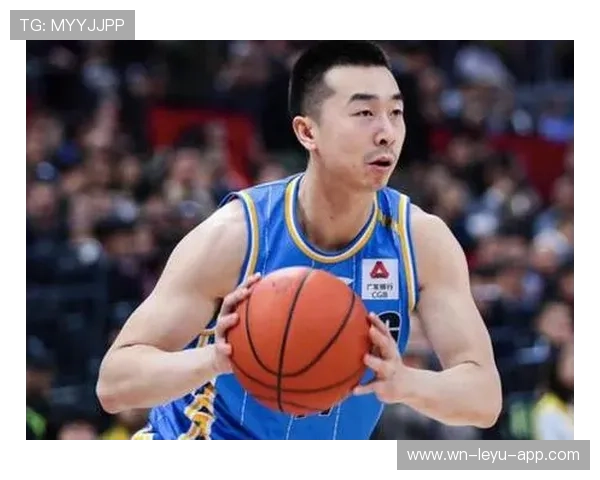 蹬踏动作在犯规判定中如何区分故意与无心？